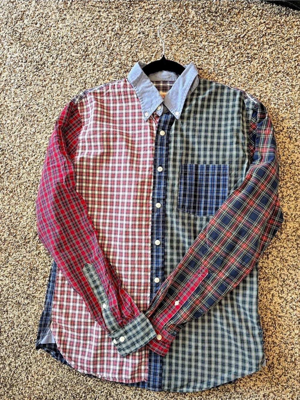 Brooks Brothers Red Fleece Men's Plaid Button Down Size Medium